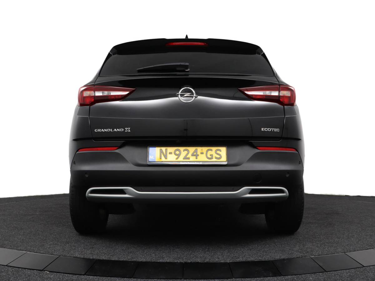 Opel Grandland X Opel Grandland X 1.2 T. 130pk Innovation Camera/AGR/Riem vervangen/Carplay