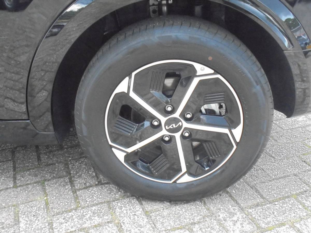 Kia Niro Kia Niro 1.6 GDi PLUGIN PHEV 8.917 KM EL. STOELVERSTELLING