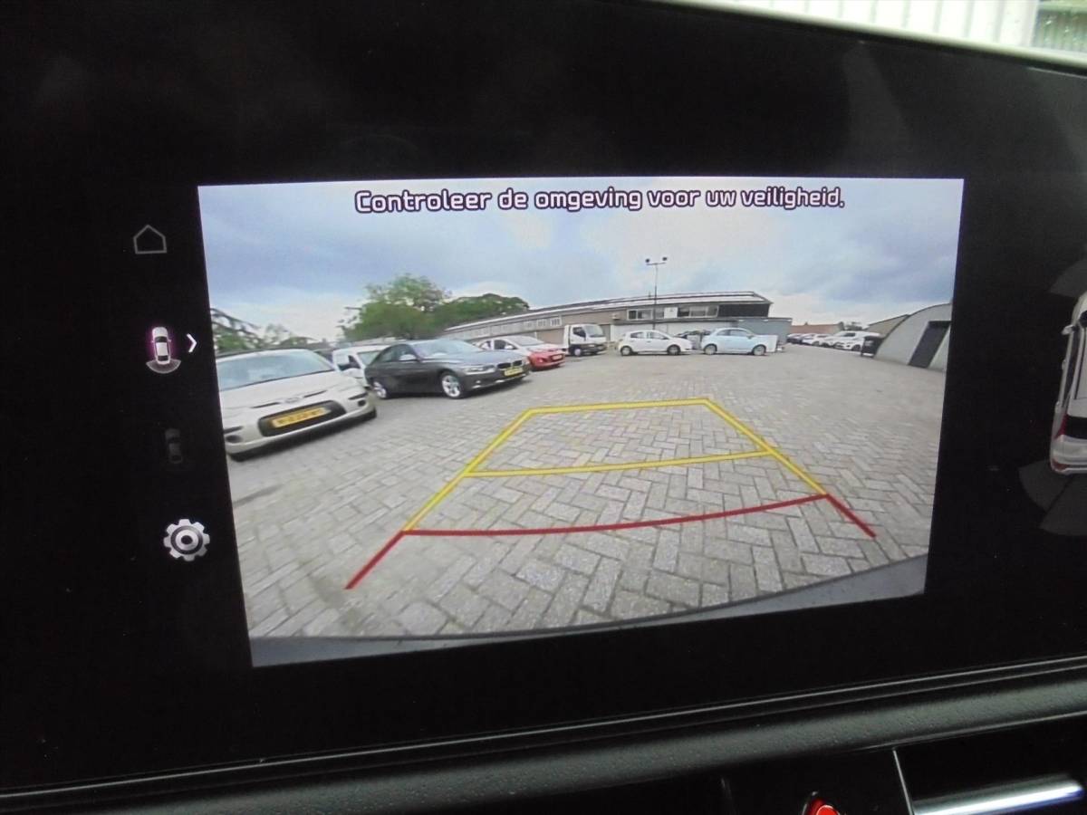 Kia Niro Kia Niro 1.6 GDi PLUGIN PHEV 8.917 KM EL. STOELVERSTELLING