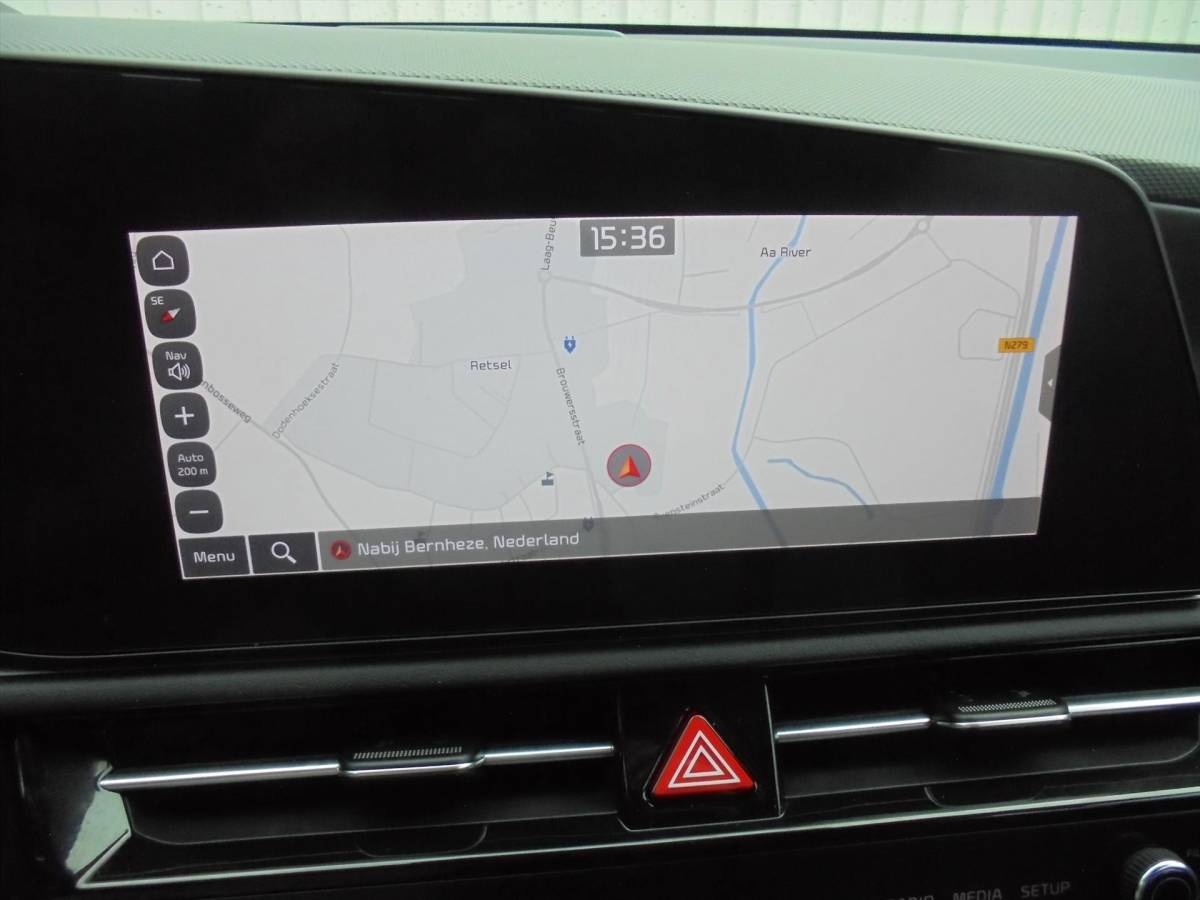 Kia Niro Kia Niro 1.6 GDi PLUGIN PHEV 8.917 KM EL. STOELVERSTELLING