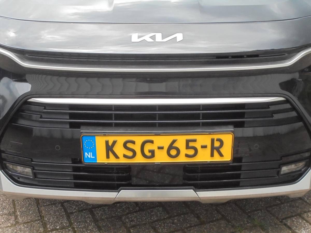 Kia Niro Kia Niro 1.6 GDi PLUGIN PHEV 8.917 KM EL. STOELVERSTELLING