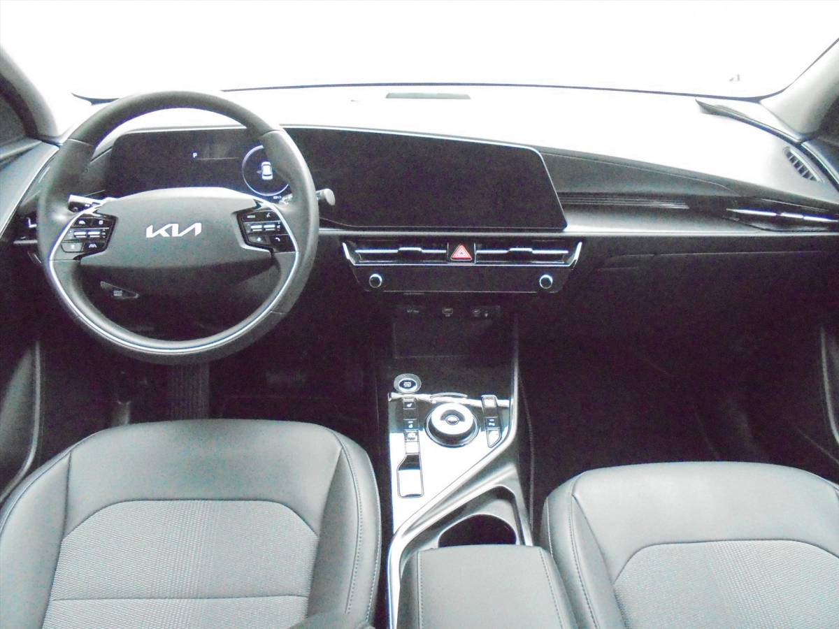 Kia Niro Kia Niro 1.6 GDi PLUGIN PHEV 8.917 KM EL. STOELVERSTELLING