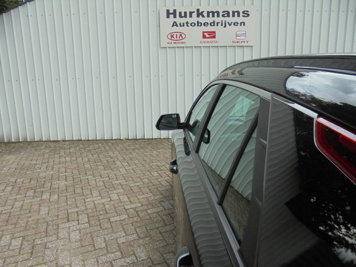 Kia Niro Kia Niro 1.6 GDi PLUGIN PHEV 8.917 KM EL. STOELVERSTELLING