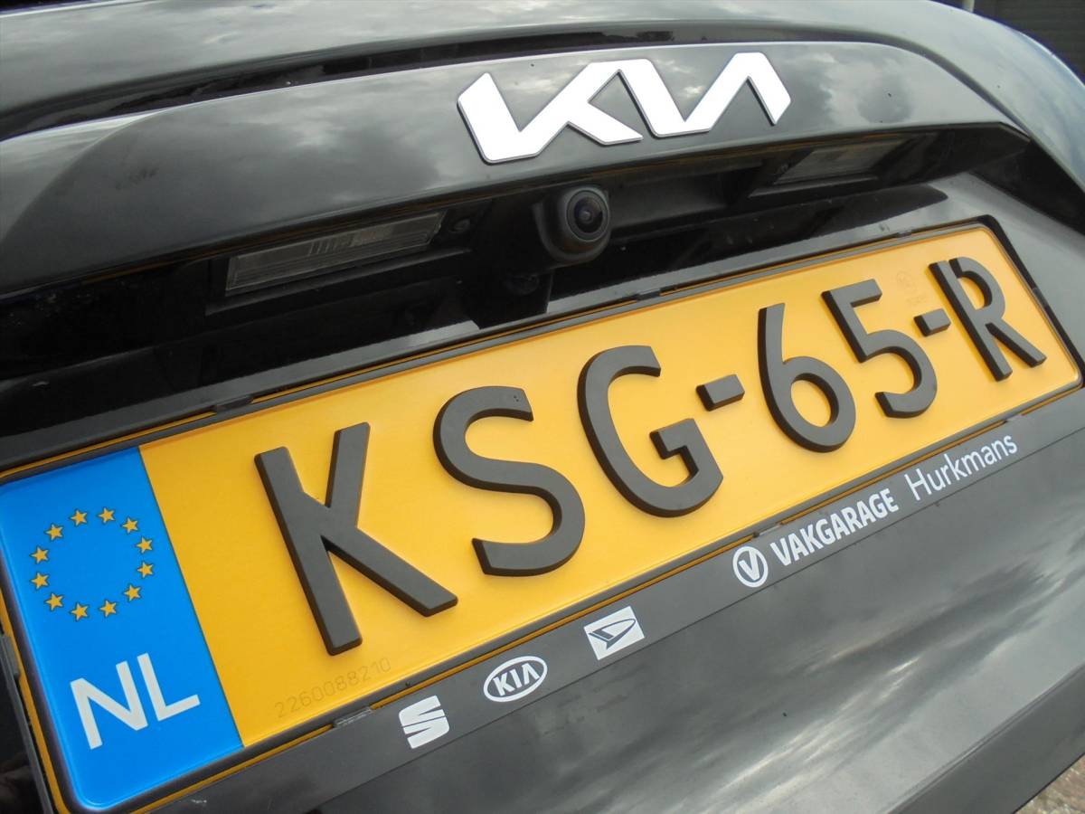 Kia Niro Kia Niro 1.6 GDi PLUGIN PHEV 8.917 KM EL. STOELVERSTELLING