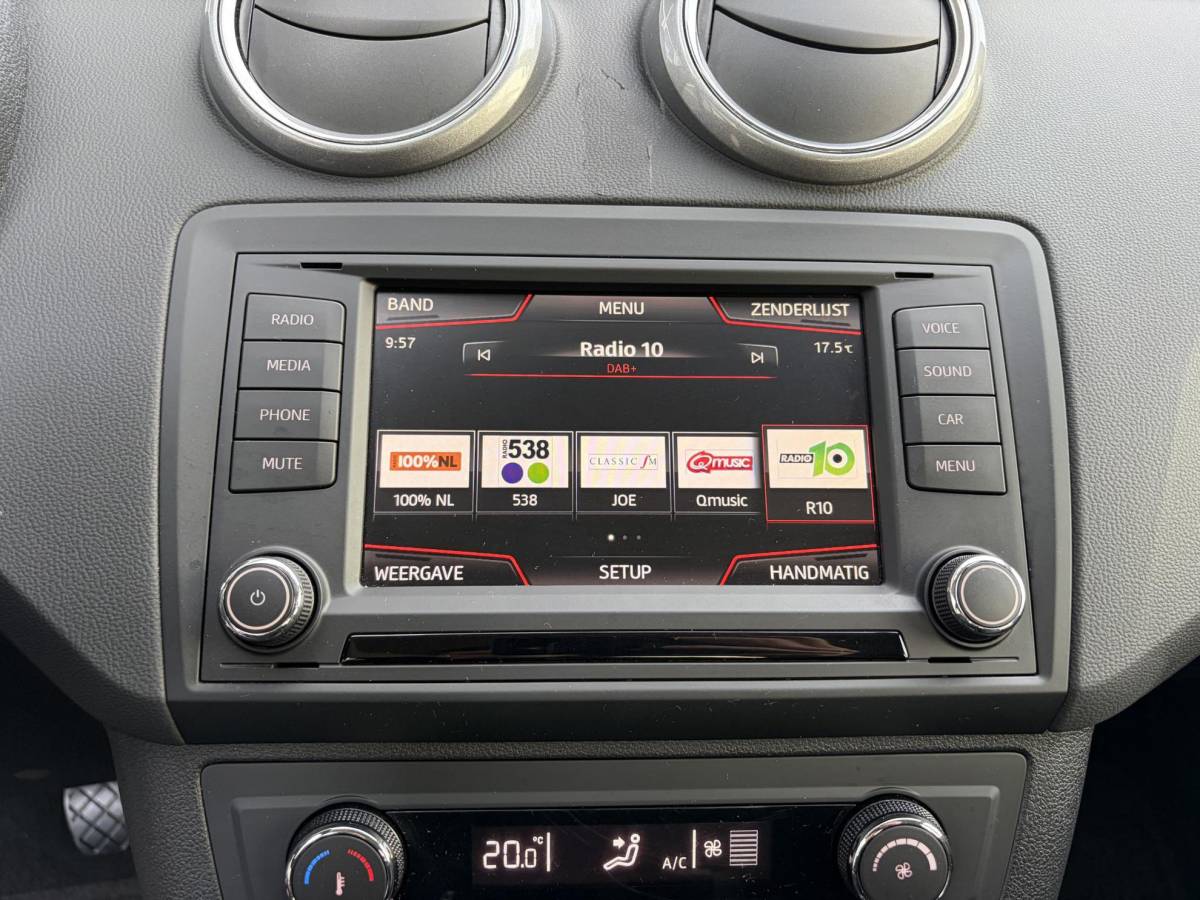 SEAT Ibiza SEAT Ibiza 1.2 TSI FR | Stoelverwarming | Parkeer sensoren | Climate | CV |