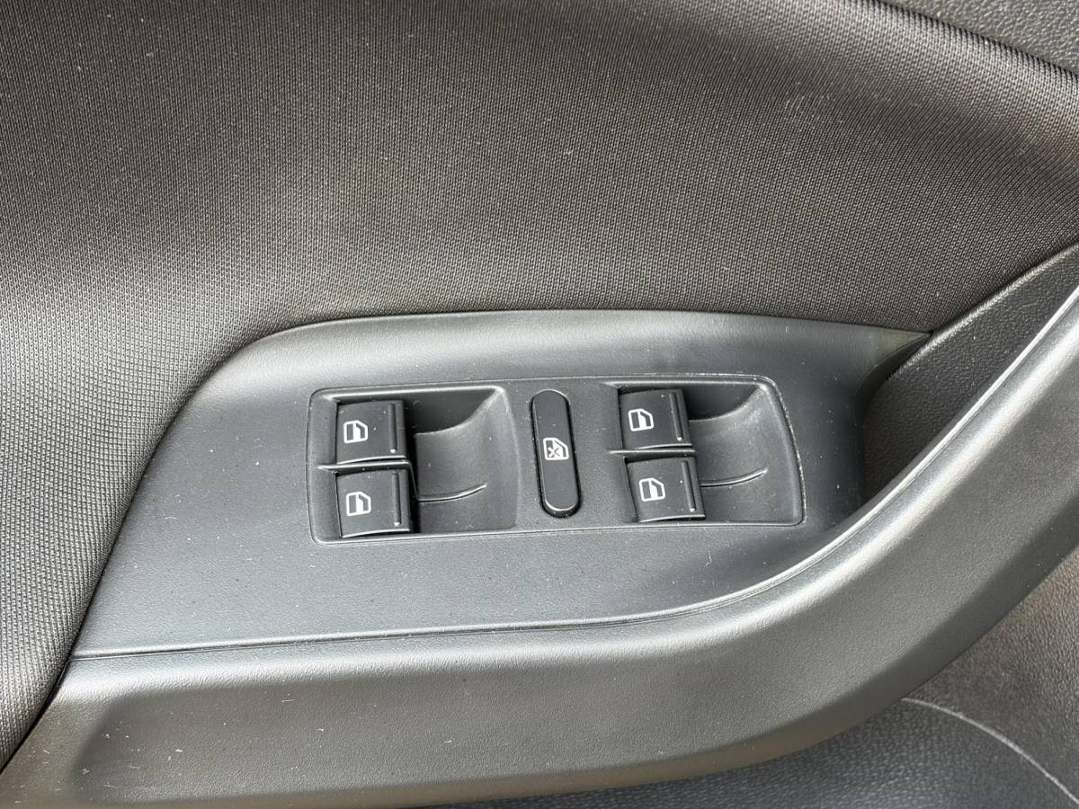 SEAT Ibiza SEAT Ibiza 1.2 TSI FR | Stoelverwarming | Parkeer sensoren | Climate | CV |