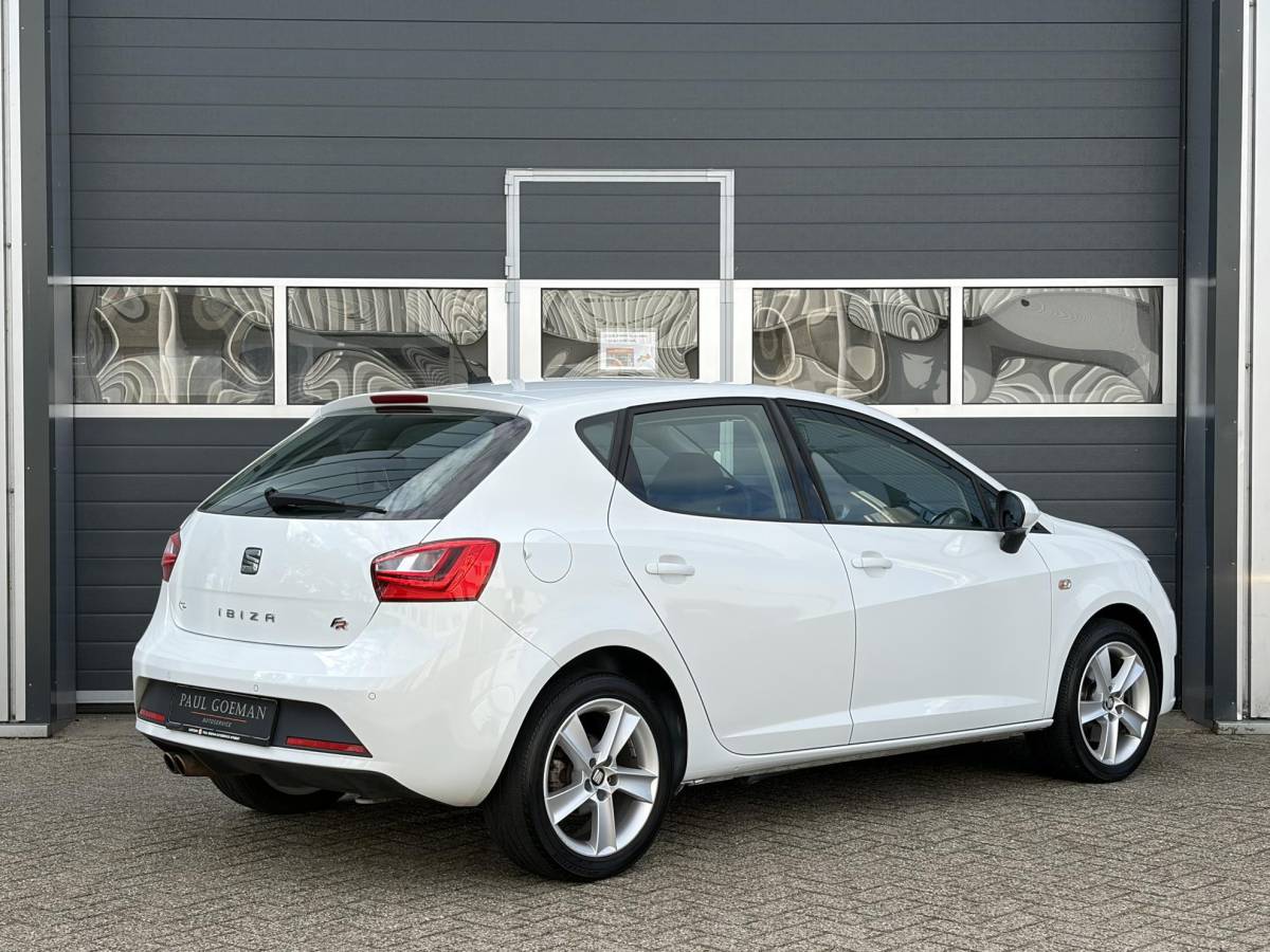 SEAT Ibiza SEAT Ibiza 1.2 TSI FR | Stoelverwarming | Parkeer sensoren | Climate | CV |