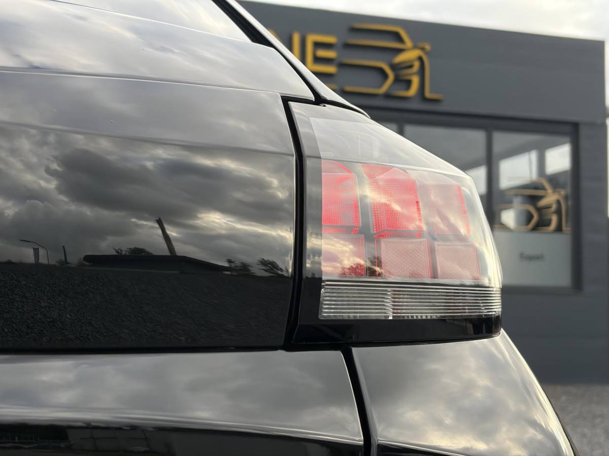 Peugeot 208 Peugeot 208 1.2 PureTech Blue Lease Active ✓102pk✓2e Eigenaar✓Trekhaak✓Navi✓Carplay✓6 Bak✓Dealer Onderhouden✓Lm velgen✓Rijstrooksensor✓Pdc✓N.A.P✓Clima✓Cruise✓Weinig km✓Apk tot 09-2027
