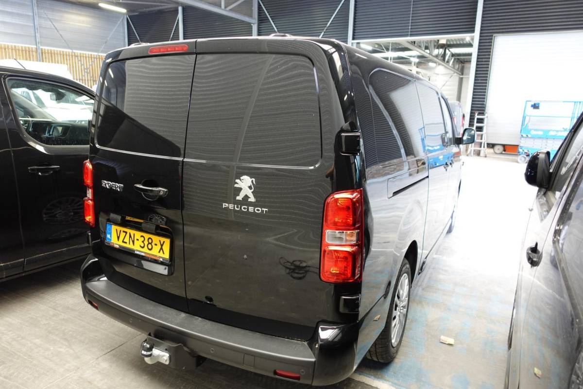 Peugeot Expert Peugeot Expert 2.0 BlueHDI 145PK L3 Automaat Trekhaak Airco navigatie