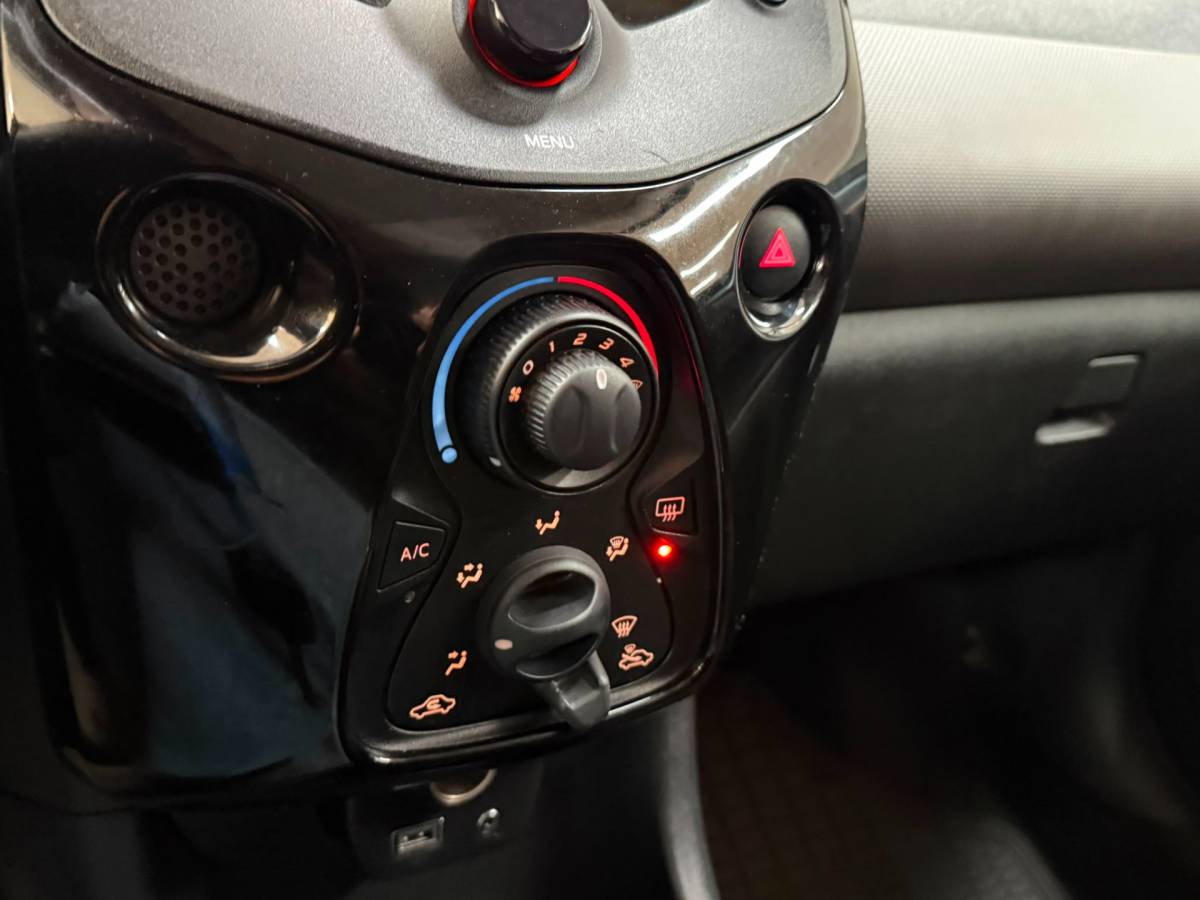 Peugeot 108 Peugeot 108 1.0 e-VTi Active | Airco | Zeer nette staat