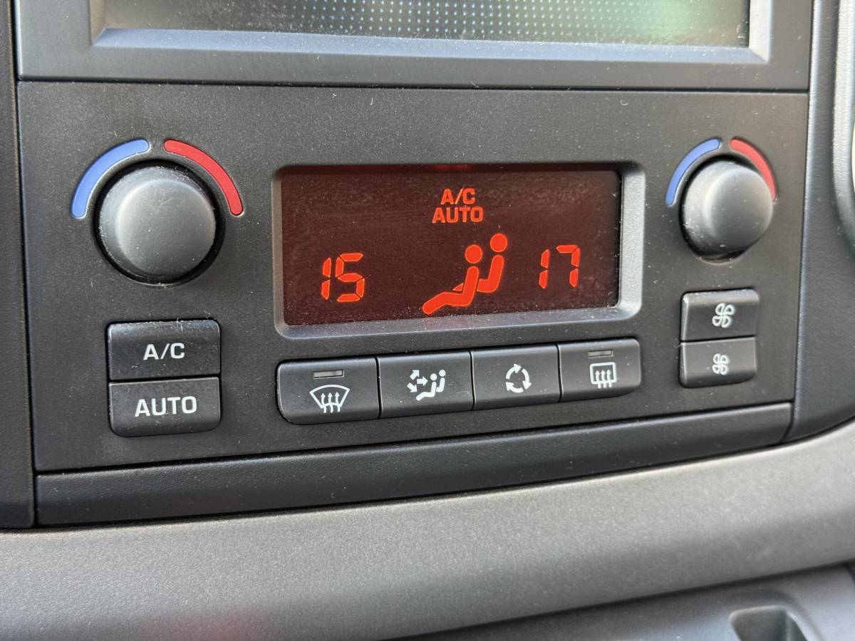 Peugeot Partner Peugeot Partner Tepee 1.2 PureTech Active 1e Eigenaar|Navi|Camera|Pano|PDC|Clima|Cruise|Stoelverwarming|D-riem vv in 2022|APK tot 04-2027