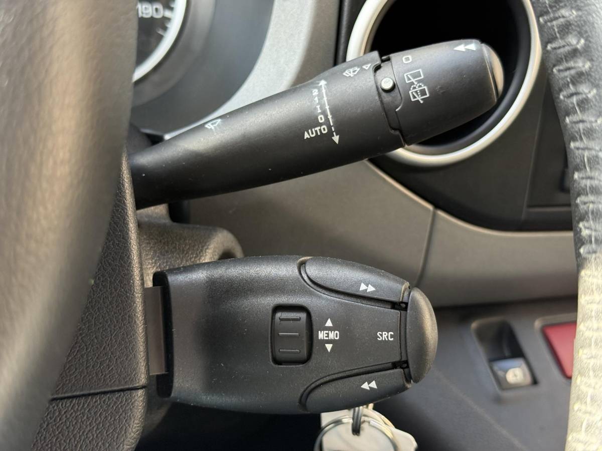 Peugeot Partner Peugeot Partner Tepee 1.2 PureTech Active 1e Eigenaar|Navi|Camera|Pano|PDC|Clima|Cruise|Stoelverwarming|D-riem vv in 2022|APK tot 04-2027