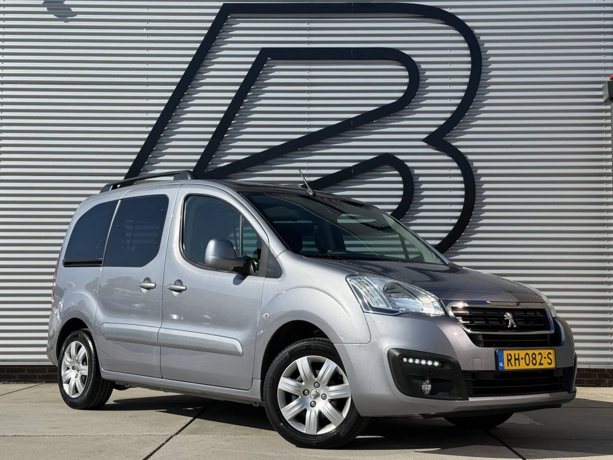 Peugeot Partner Peugeot Partner Tepee 1.2 PureTech Active 1e Eigenaar|Navi|Camera|Pano|PDC|Clima|Cruise|Stoelverwarming|D-riem vv in 2022|APK tot 04-2027