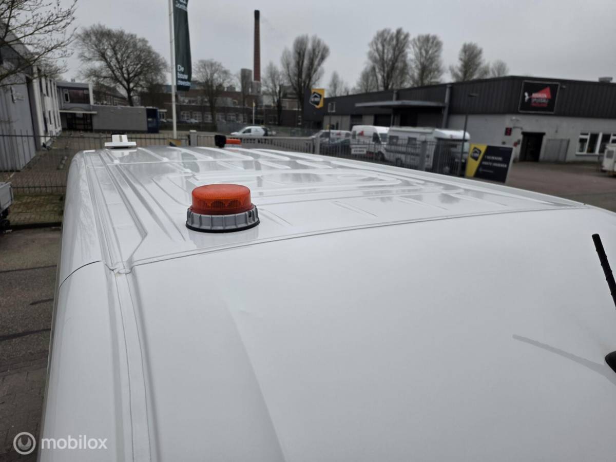 Volkswagen Crafter Volkswagen Crafter 35 2.0 TDI L3H3 140PK✅Camera✅standkachel