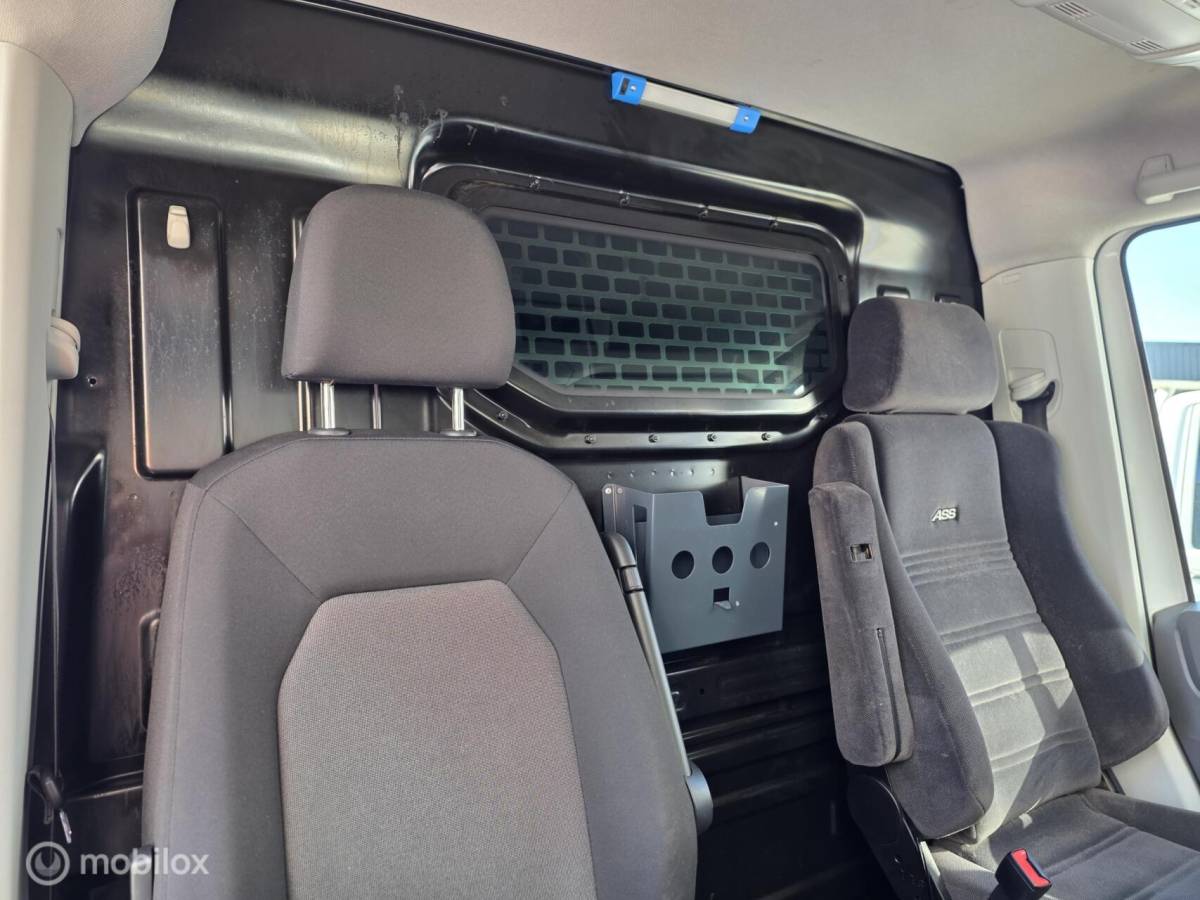 Volkswagen Crafter Volkswagen Crafter 35 2.0 TDI L3H3 140PK✅Camera✅standkachel