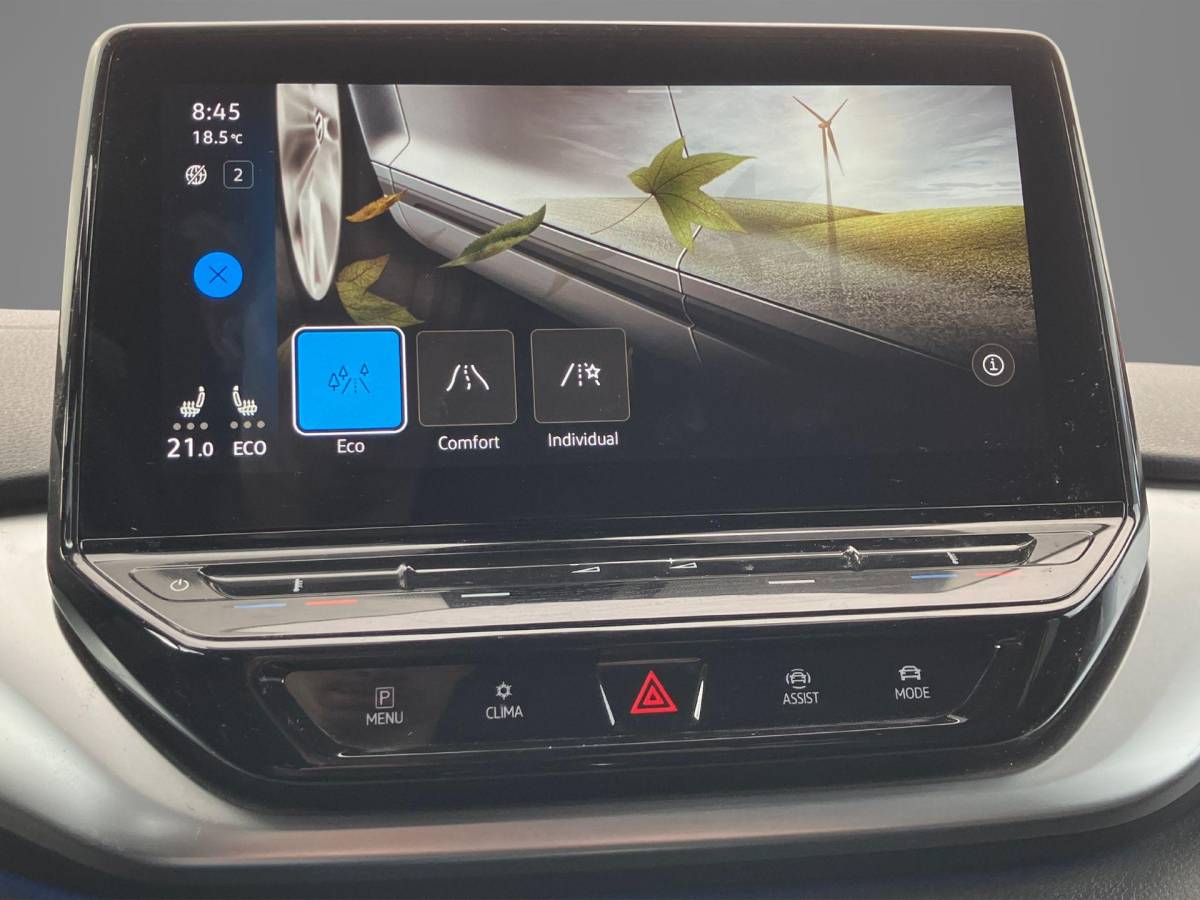 Volkswagen ID.4 Volkswagen ID.4 Pro Advantage 77kWh 174PK · Apple Carplay/Android Auto · Stoelverwarming · Parkeersensoren · Fabrieksgarantie t/m 28-12-2027 of 100.000Km