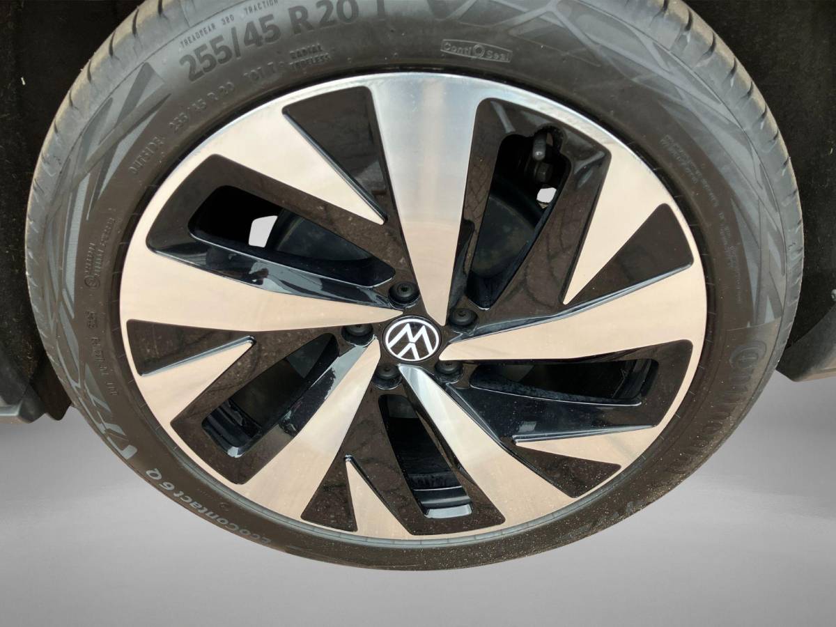 Volkswagen ID.4 Volkswagen ID.4 Pro Advantage 77kWh 174PK · Apple Carplay/Android Auto · Stoelverwarming · Parkeersensoren · Fabrieksgarantie t/m 28-12-2027 of 100.000Km