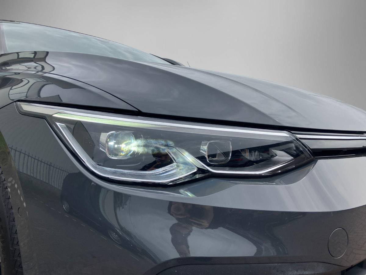 Volkswagen Golf Volkswagen Golf 1.5TSI/150PK Active · Navigatie · Camera + Parkeersensoren · Apple Carplay/Android Auto · Garantie t/m 08-12-2027 of 100.000km