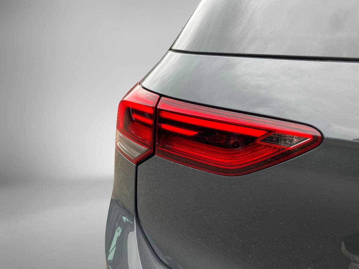 Volkswagen Golf Volkswagen Golf 1.5TSI/150PK Active · Navigatie · Camera + Parkeersensoren · Apple Carplay/Android Auto · Garantie t/m 08-12-2027 of 100.000km