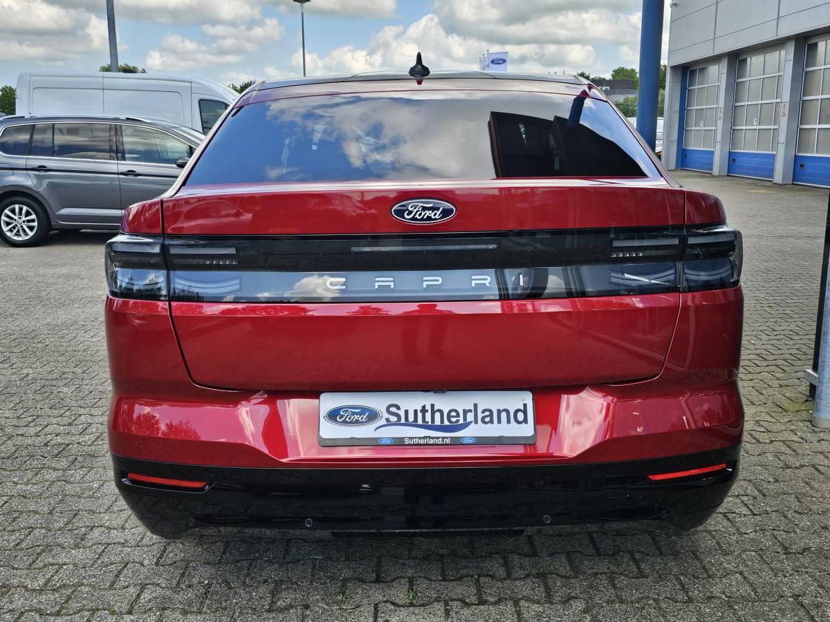 Ford Capri Ford Capri Premium Extended Range AWD 79 kWh 340pk | Driver Assistance Pack | Panoramadak