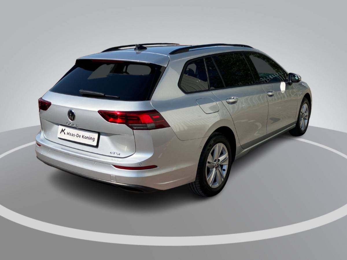 Volkswagen Golf Volkswagen Golf Variant 1.0eTSI/110PK Life DSG · Navigatie · Camera + Parkeersensoren · Apple/Android Car Play · Stoelverwarming · Elektrische stoelverstelling ·