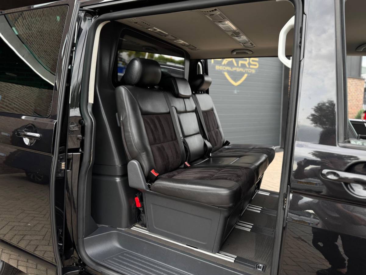 Volkswagen Multivan Volkswagen MULTIVAN 2.5 TDI Highline 340 Lang Automaat 131PK Dubbele Cabine Airco Elk.Ramen Cruise Control Navi