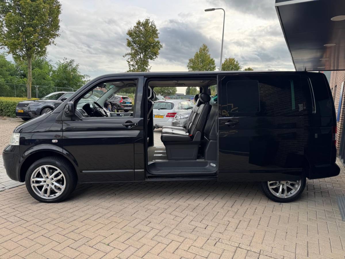 Volkswagen Multivan Volkswagen MULTIVAN 2.5 TDI Highline 340 Lang Automaat 131PK Dubbele Cabine Airco Elk.Ramen Cruise Control Navi