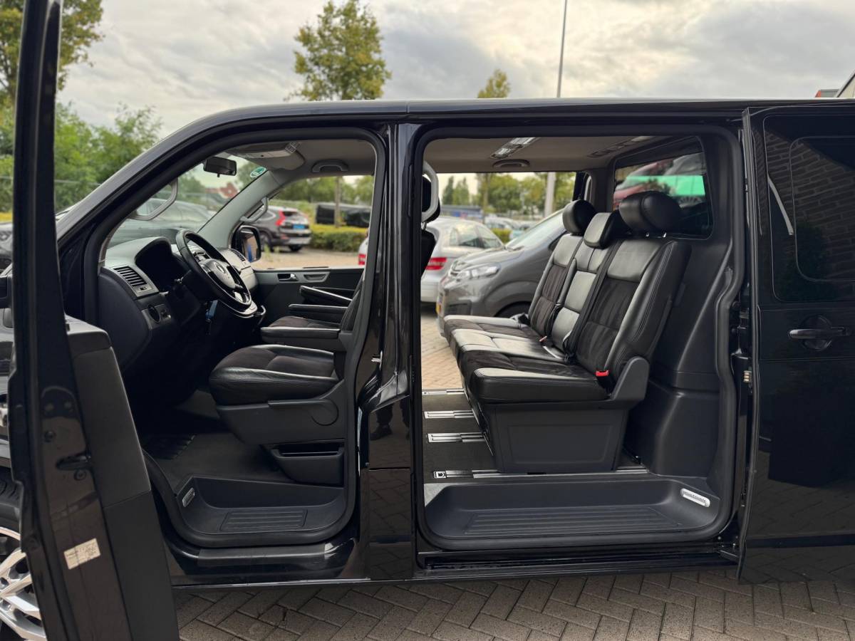 Volkswagen Multivan Volkswagen MULTIVAN 2.5 TDI Highline 340 Lang Automaat 131PK Dubbele Cabine Airco Elk.Ramen Cruise Control Navi
