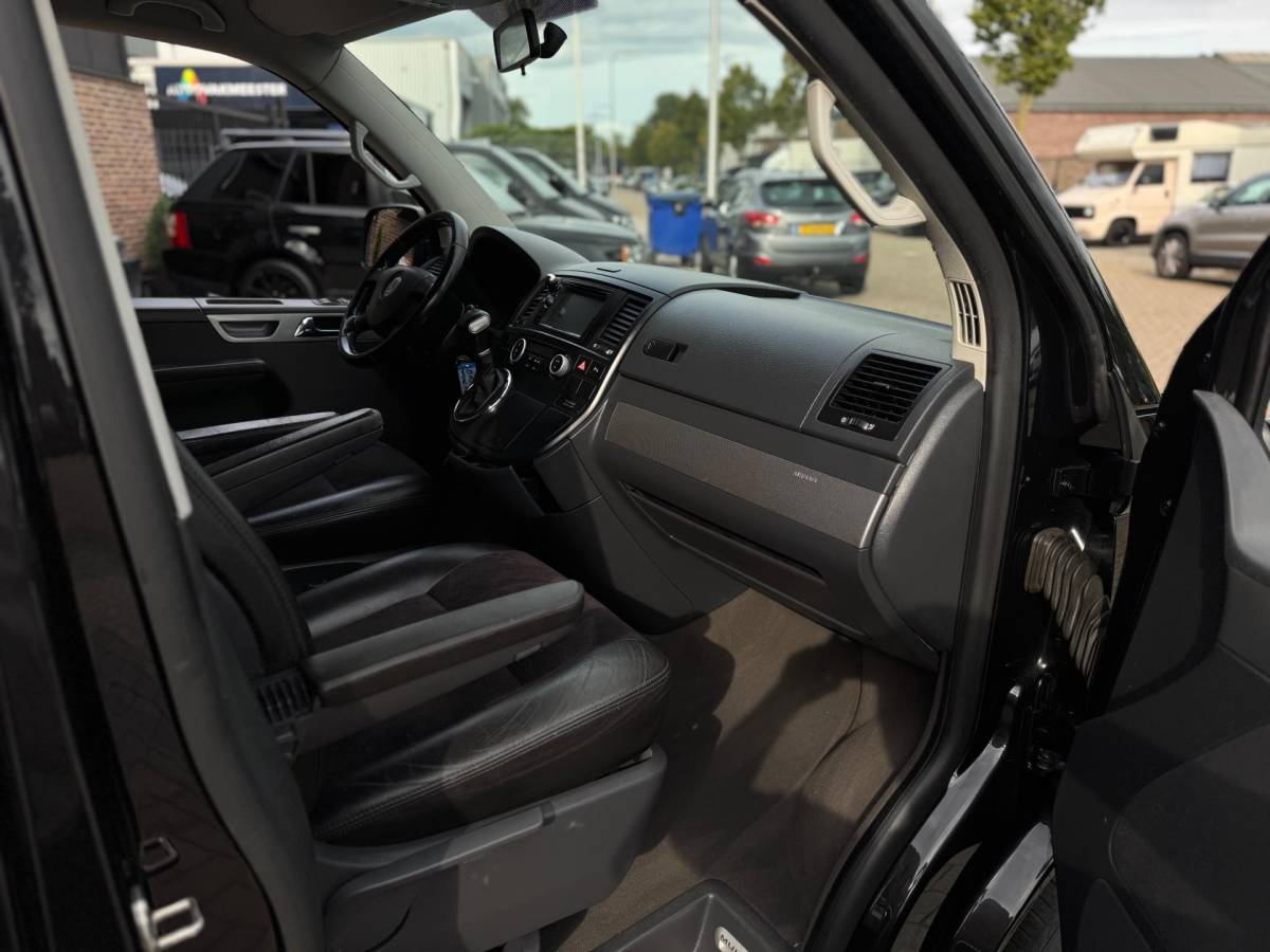 Volkswagen Multivan Volkswagen MULTIVAN 2.5 TDI Highline 340 Lang Automaat 131PK Dubbele Cabine Airco Elk.Ramen Cruise Control Navi