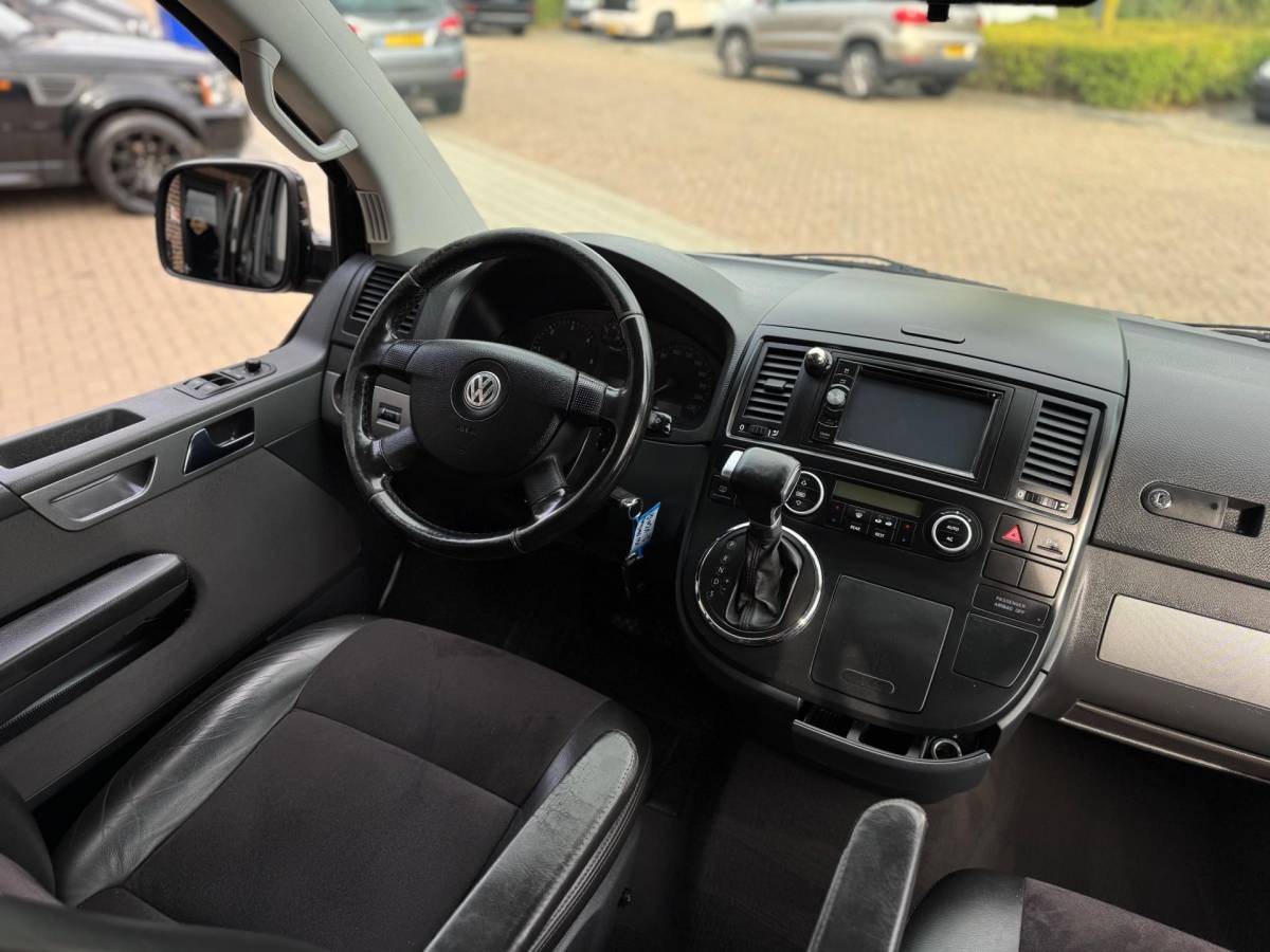Volkswagen Multivan Volkswagen MULTIVAN 2.5 TDI Highline 340 Lang Automaat 131PK Dubbele Cabine Airco Elk.Ramen Cruise Control Navi