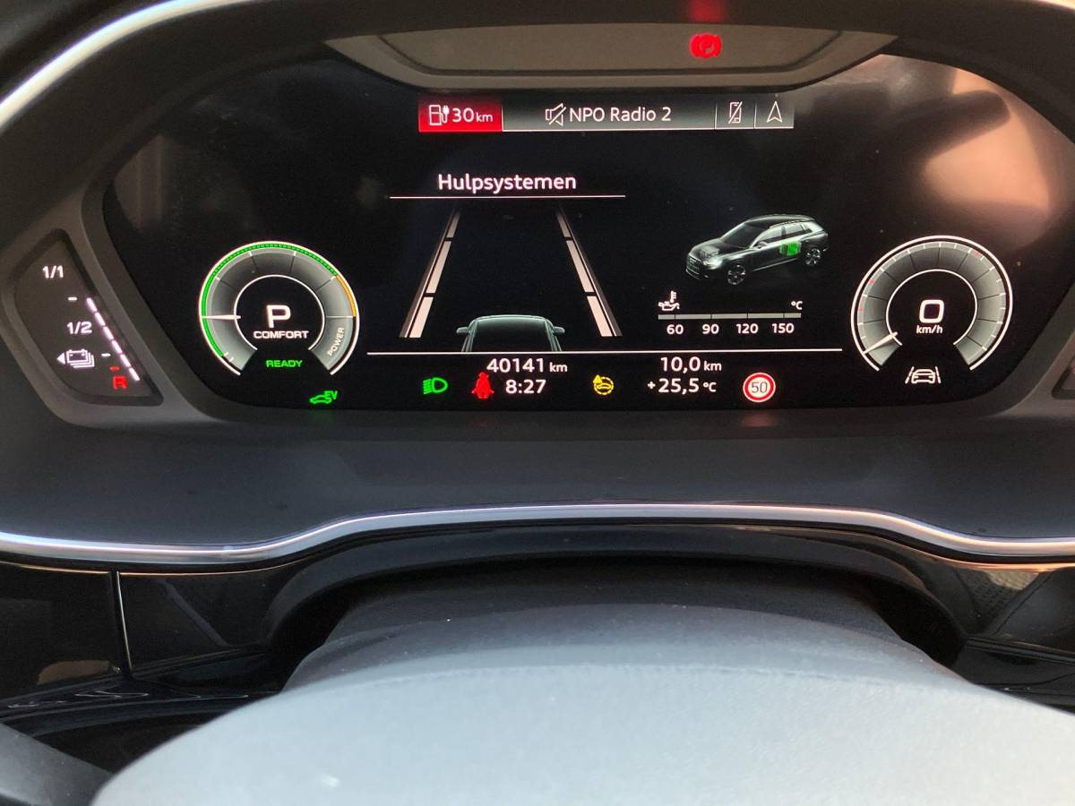 Audi Q3 Audi Q3 Sportback 45 TFSIe 180KW/245PK S Edition Panoramadak · Camera + parkeersensoren · Apple/Android Car Play ·
