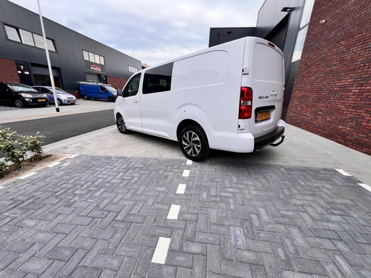 Fiat Scudo Fiat Scudo 2.0 MultiJet 180 L3 DC 180 pk dubbele cabine camera 6 pers.
