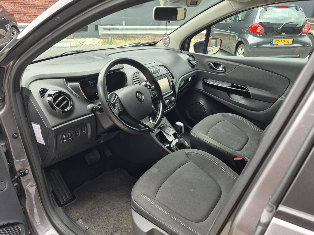 Renault Captur Renault Captur 1.2 TCe Limited automaat apk NW