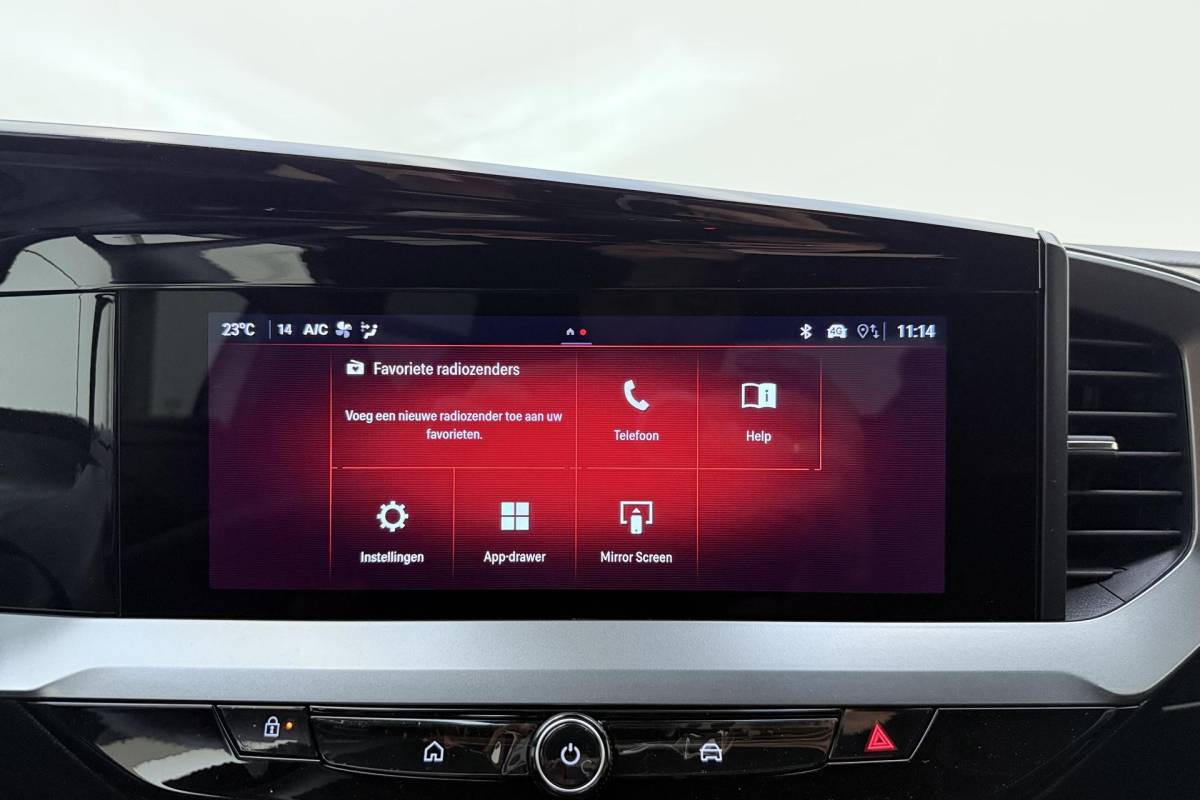 Opel Mokka Opel Mokka 1.2 Turbo Hybrid GS | Automaat | Stoelverwarming | Stuurverwarming | Apple carplay/Android auto | Camera | 18” lichtmetalen velgen