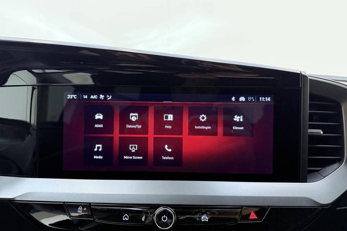 Opel Mokka Opel Mokka 1.2 Turbo Hybrid GS | Automaat | Stoelverwarming | Stuurverwarming | Apple carplay/Android auto | Camera | 18” lichtmetalen velgen