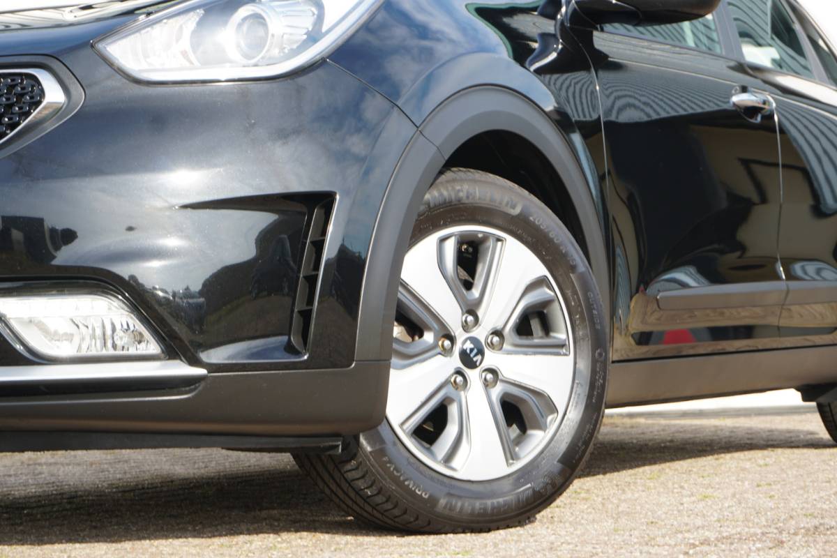 Kia Niro Kia Niro 1.6 GDi Hybrid ExecutiveLine | TREKHAAK | DEALERONDERHOUDEN | CAMERA | CARPLAY |