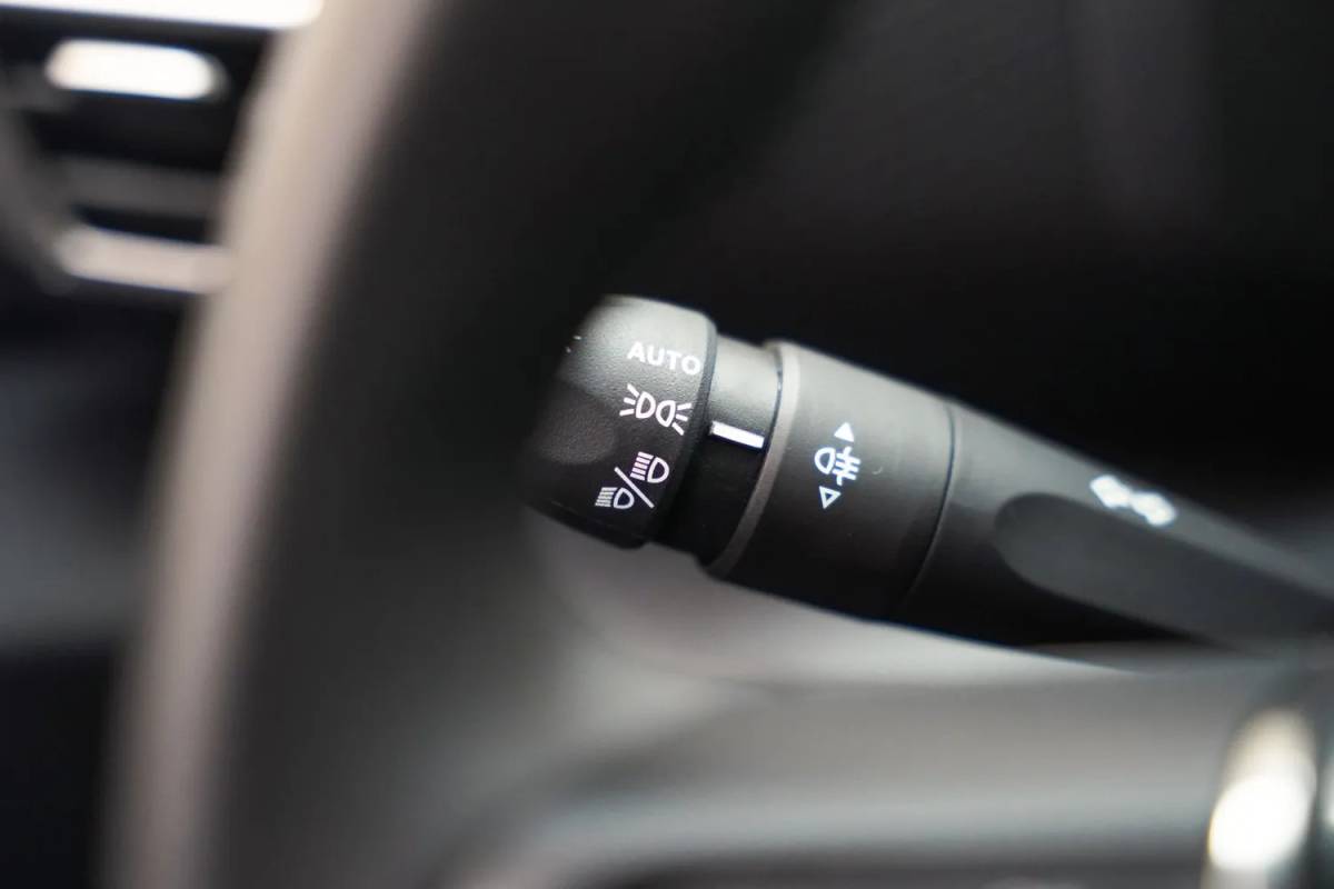 Citroën ë-C4 Citroen e-C4 You 50kWh 3-fase [ LED Navi Camera Climate ]