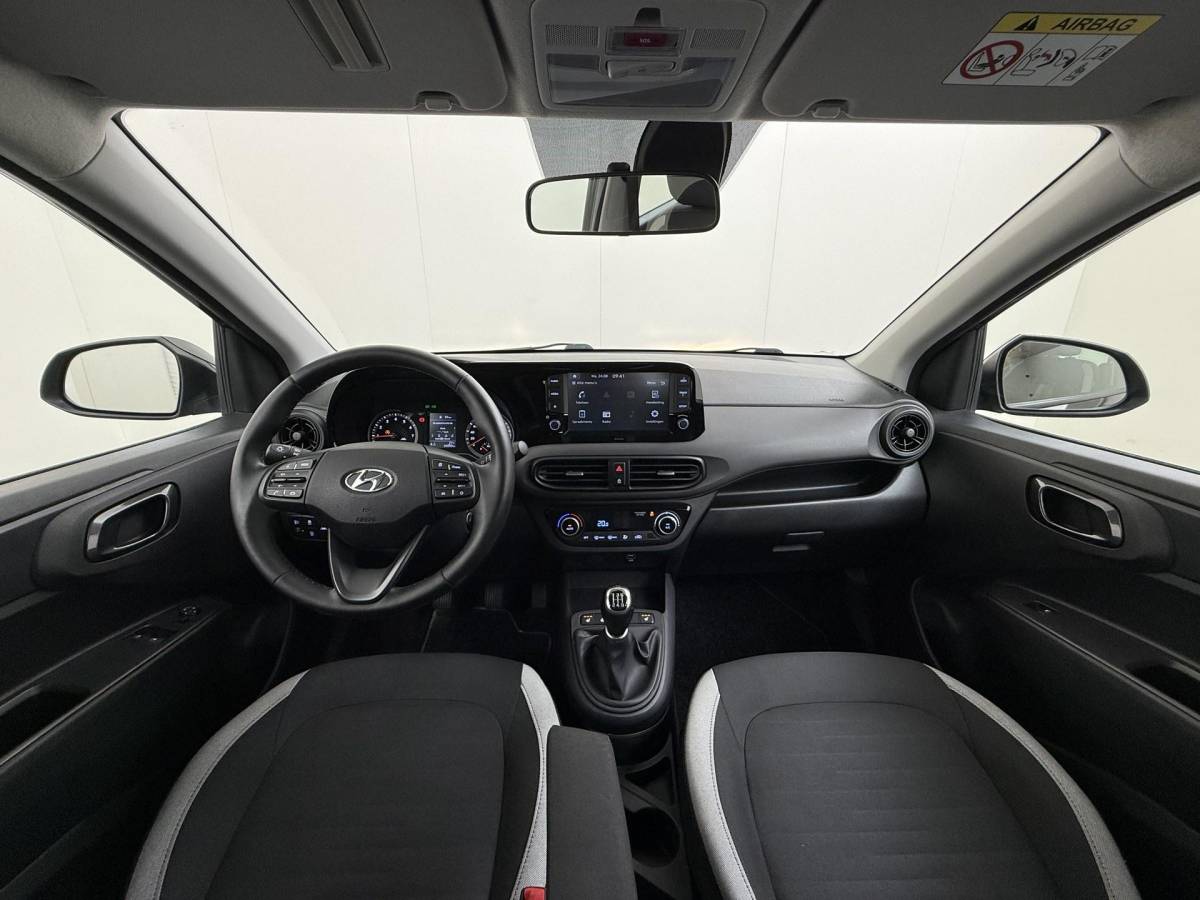 Hyundai i10 Hyundai i10 1.0 Premium Stoel En Stuurverwarming | Camera | Climate Control | Apple Carplay & Android Auto