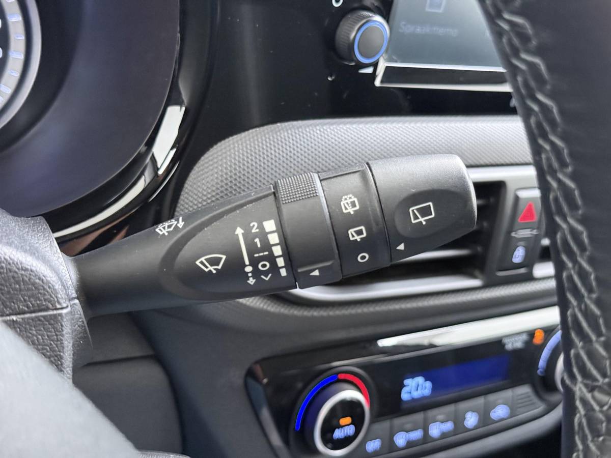 Hyundai i10 Hyundai i10 1.0 Premium Stoel En Stuurverwarming | Camera | Climate Control | Apple Carplay & Android Auto