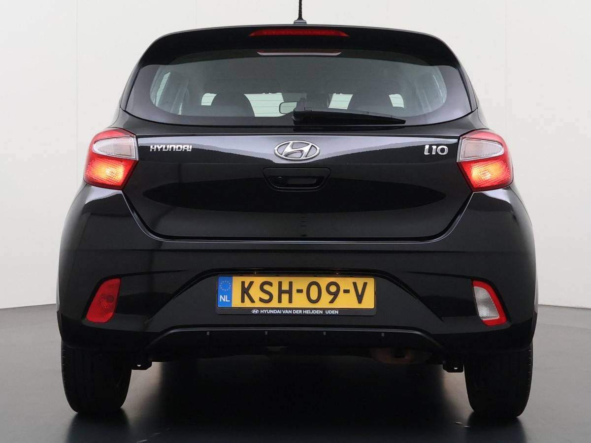 Hyundai i10 Hyundai i10 1.0 Premium Stoel En Stuurverwarming | Camera | Climate Control | Apple Carplay & Android Auto
