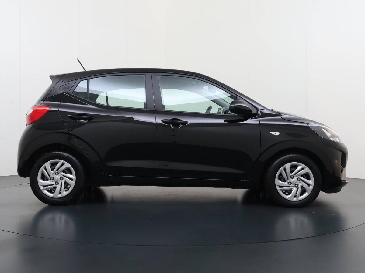 Hyundai i10 Hyundai i10 1.0 Premium Stoel En Stuurverwarming | Camera | Climate Control | Apple Carplay & Android Auto
