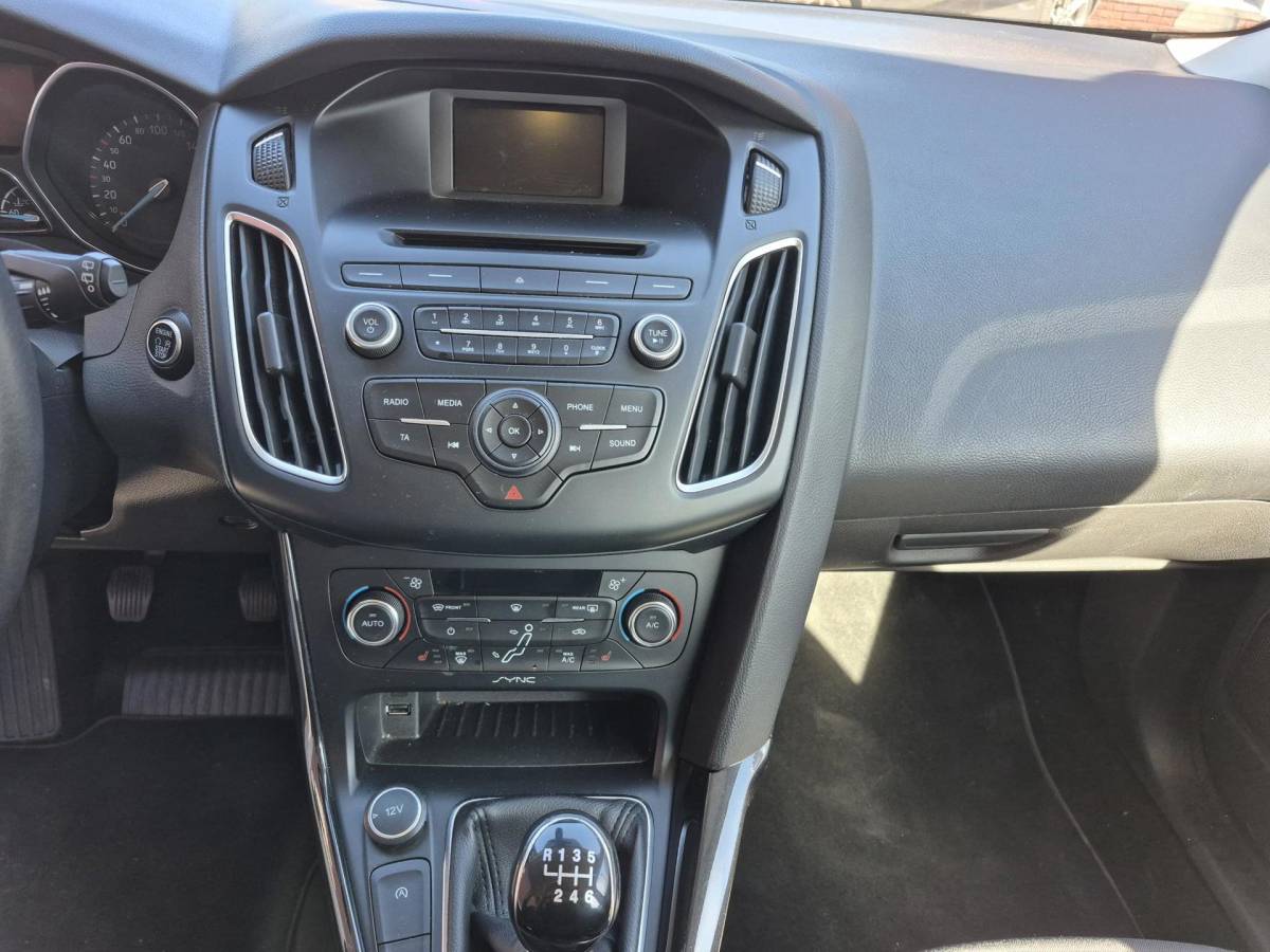 Ford Focus Ford Focus 1.0 Titanium TURBO/keyles / zeer nette auto