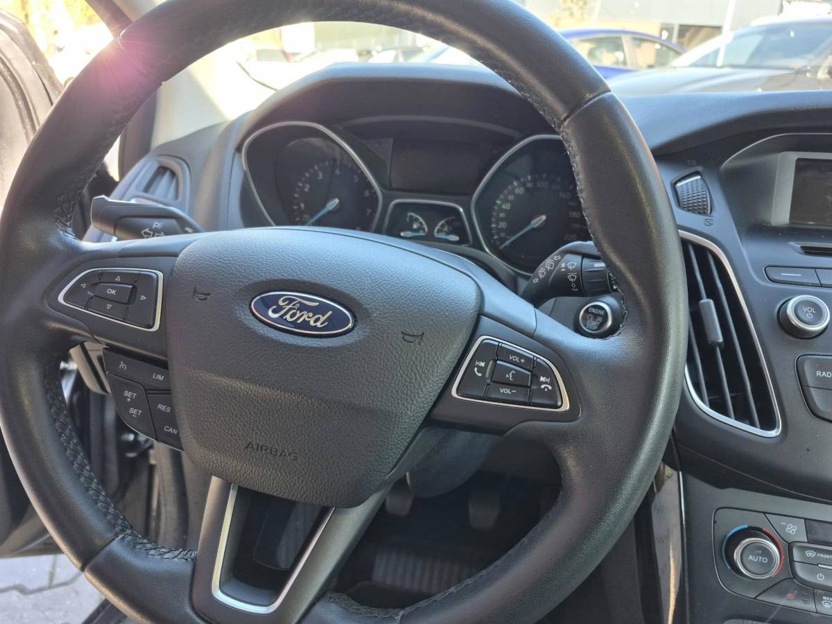Ford Focus Ford Focus 1.0 Titanium TURBO/keyles / zeer nette auto