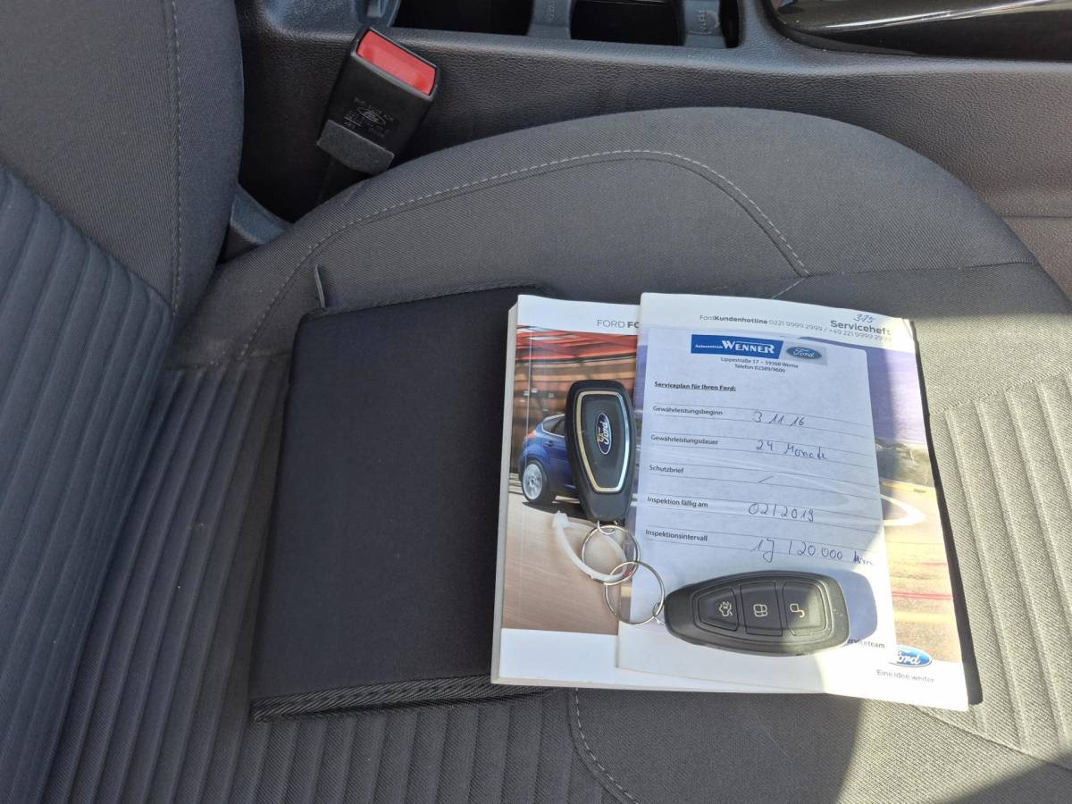 Ford Focus Ford Focus 1.0 Titanium TURBO/keyles / zeer nette auto