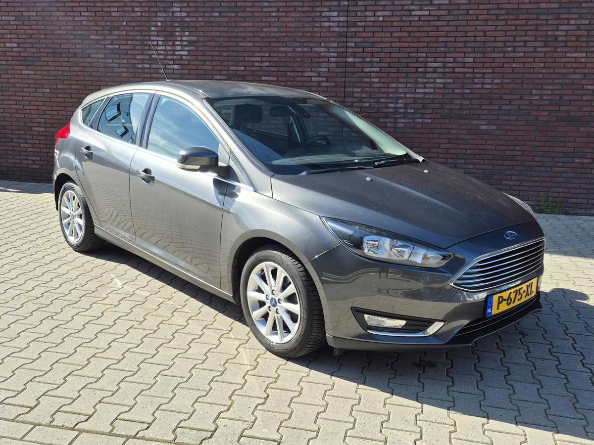 Ford Focus Ford Focus 1.0 Titanium TURBO/keyles / zeer nette auto