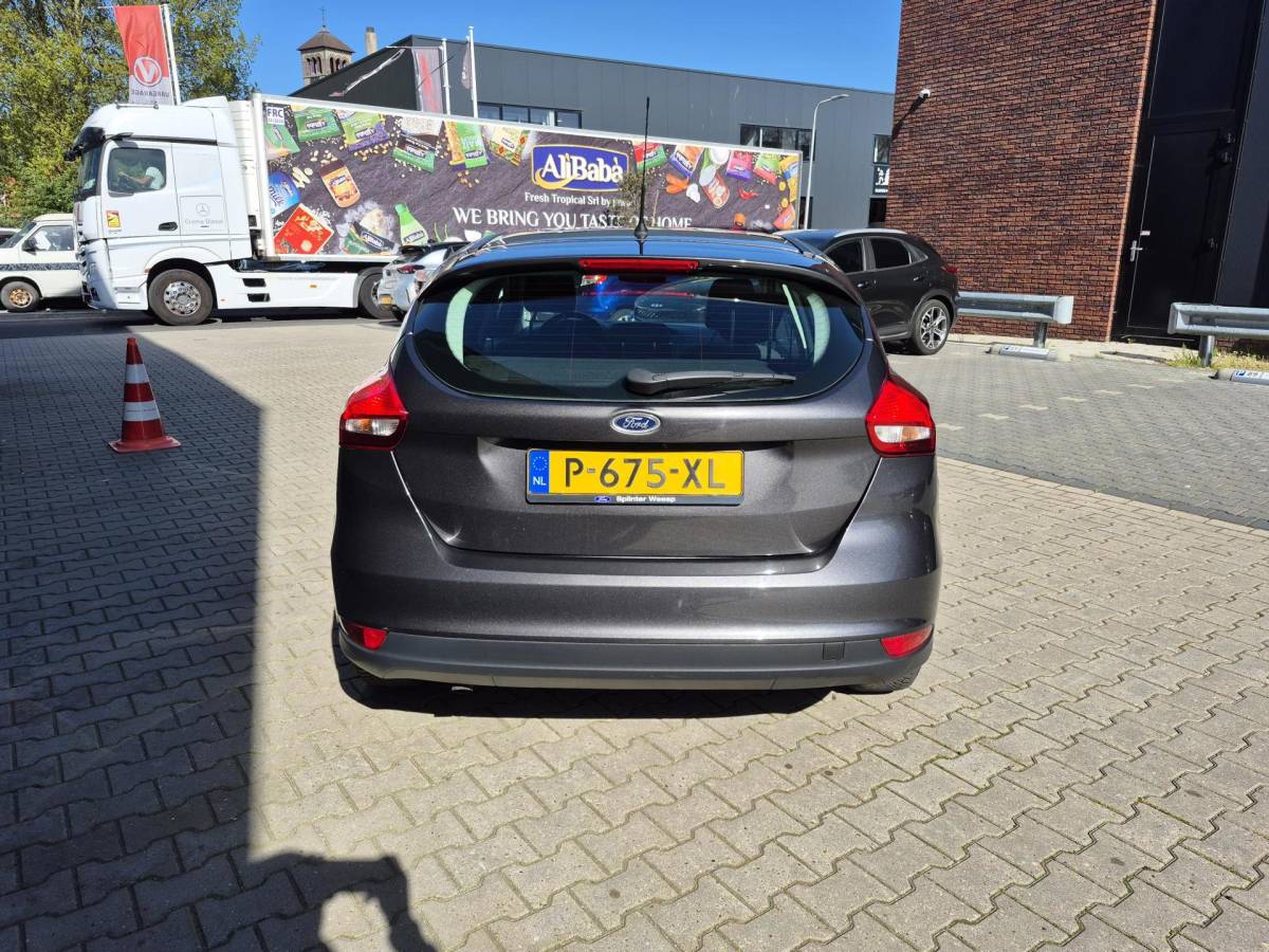 Ford Focus Ford Focus 1.0 Titanium TURBO/keyles / zeer nette auto