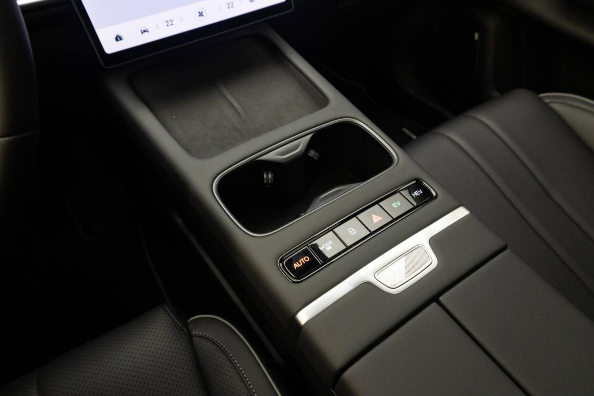 Jaecoo 7 Jaecoo 7 1.5 GDI SHS-P Exclusive | Moonlight Silver & Carbon Crystal Black Roof | NL Auto | Rijklaar | 7 jr garantie |