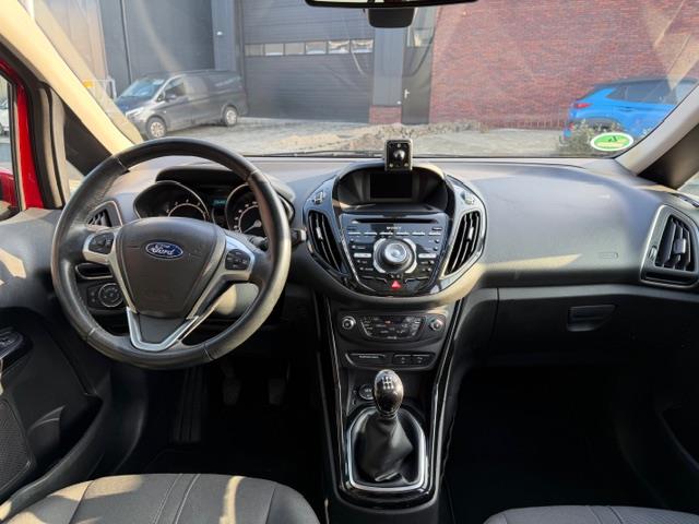 Ford B-MAX Ford B-MAX 1.0 EcoBoost Titanium led,trekhaak,pano dak apk 15-01-2027