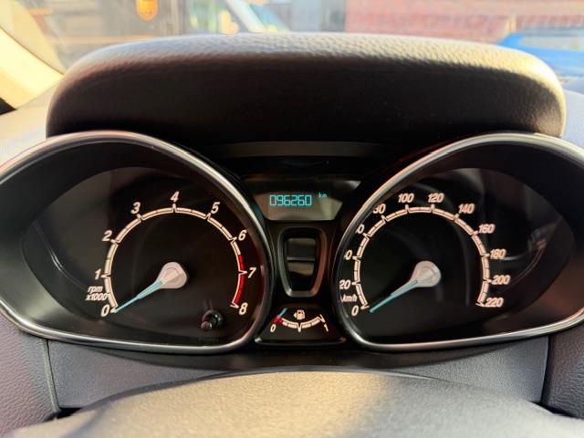 Ford B-MAX Ford B-MAX 1.0 EcoBoost Titanium led,trekhaak,pano dak apk 15-01-2027