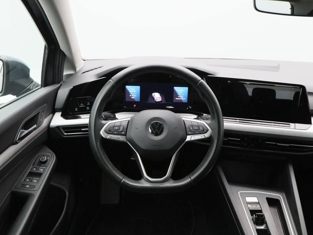 Volkswagen Golf Volkswagen Golf 1.0 eTSi 110 Pk Life | Adaptive Cruise | Camera | Navigatie | Climatronic | 16 Inch | 112.282 Km !!